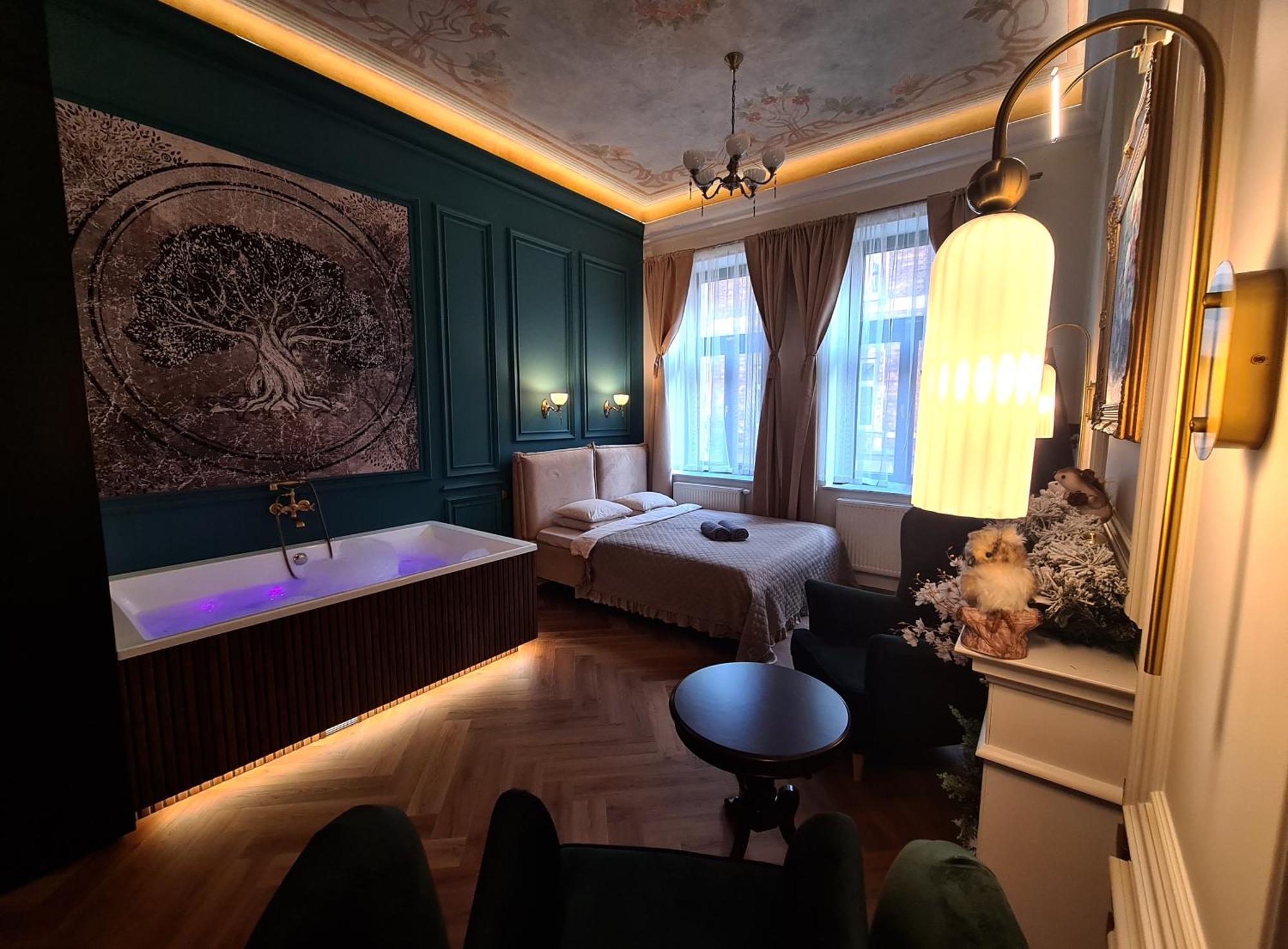 Art Jacuzzi Koletek Apartment Krakow Luaran gambar